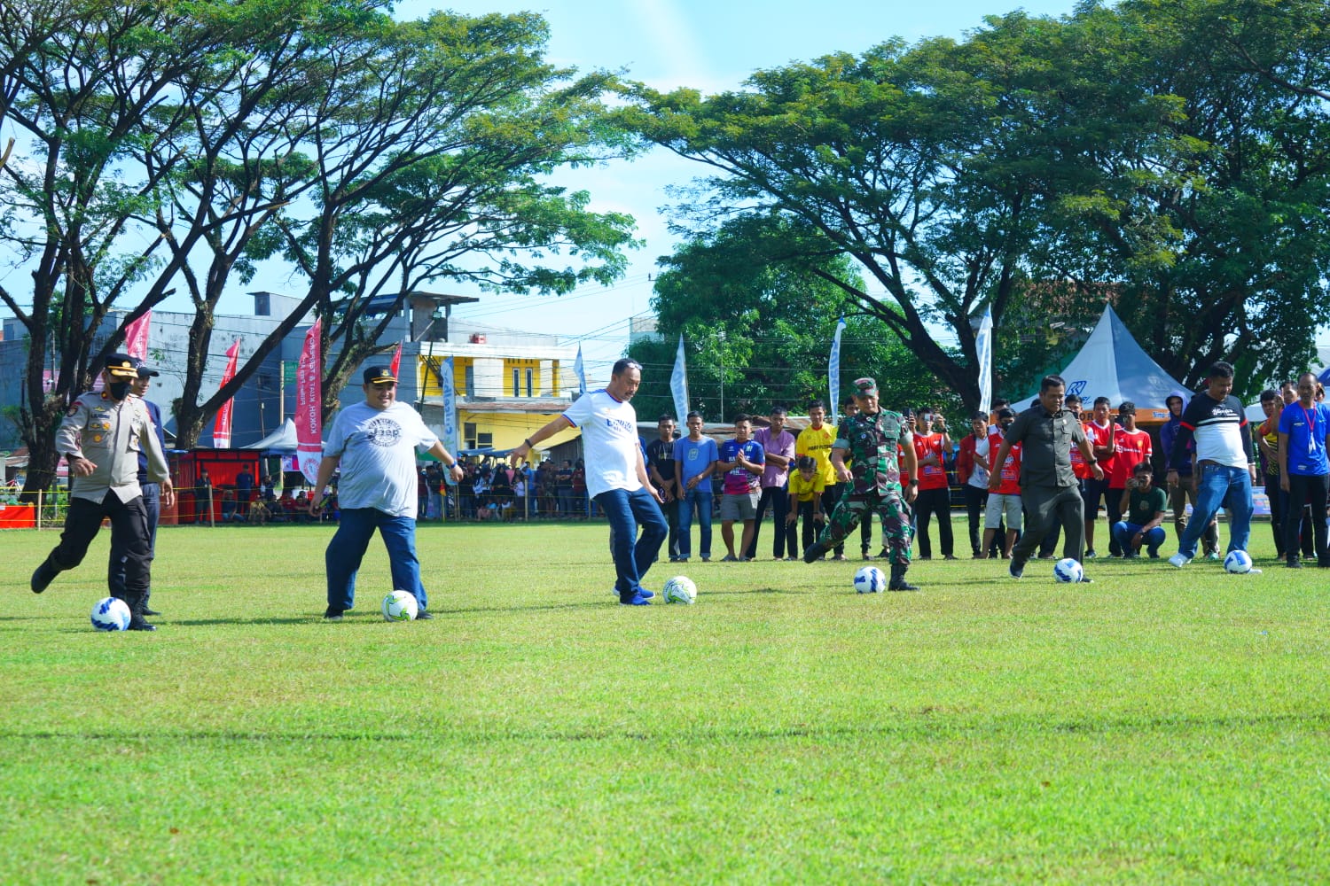 Lapangan Sepak Bola